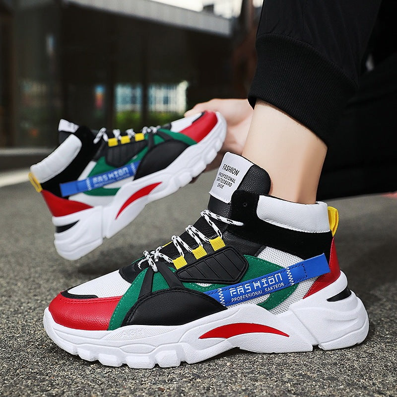 „Bunter Herren Sneaker mit hohem Schaft – sportlicher Schuh in auffälligem Design für Alltag und Streetwear.“