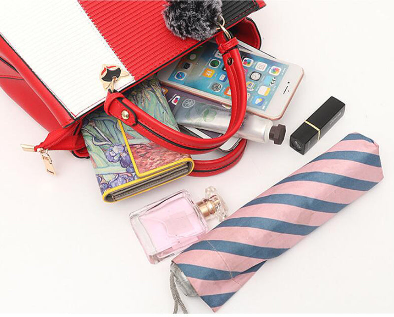 Damen Patchwork Handtasche – Elegante Schultertasche mit Anhänger