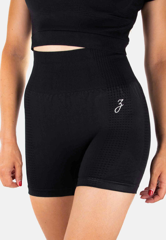 Black body-hugging Damen shorts from the Dynamik collection made of 90% nylon and 10% spandex, ideal for sports and casual wear
